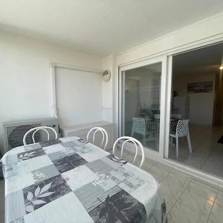 150 Marina Bay Cap D'agde Quartier Falaises Proche T2 Avec Place De Parking Et Piscine Laure-Minervois