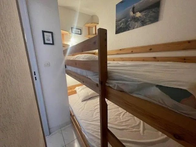 150 Marina Bay Cap D'agde Quartier Falaises Proche T2 Avec Place De Parking Et Piscine